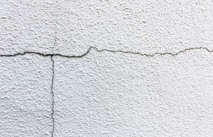 クラック（ひび割れ）が大きくなった